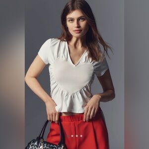 MAEVE 
Heart Embellished V-Neck T-Shirt  Ivory M